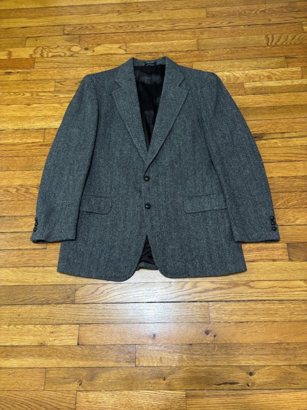 Towncraft Mens Blazer Jacket Size 42R Gray Herringbone 2 Button Sport Coat